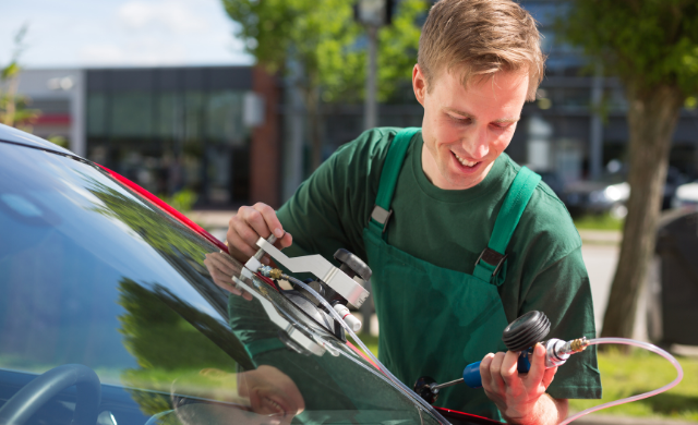 windshield chip repair team in toronto