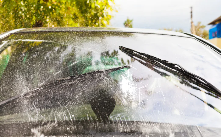 Can Windshield Wipers Can Damage Windshield